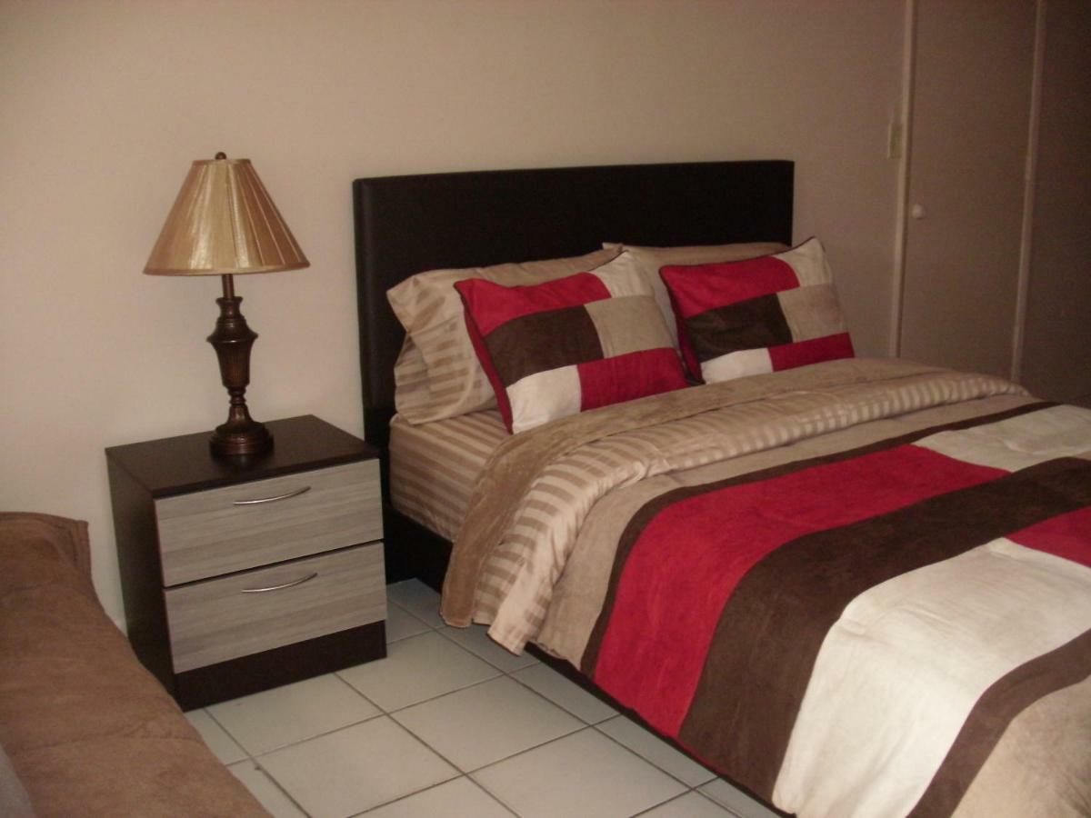 Newly Furnished Large, Clean, Quiet Private Unit Apartment Fort Lauderdale Exterior photo